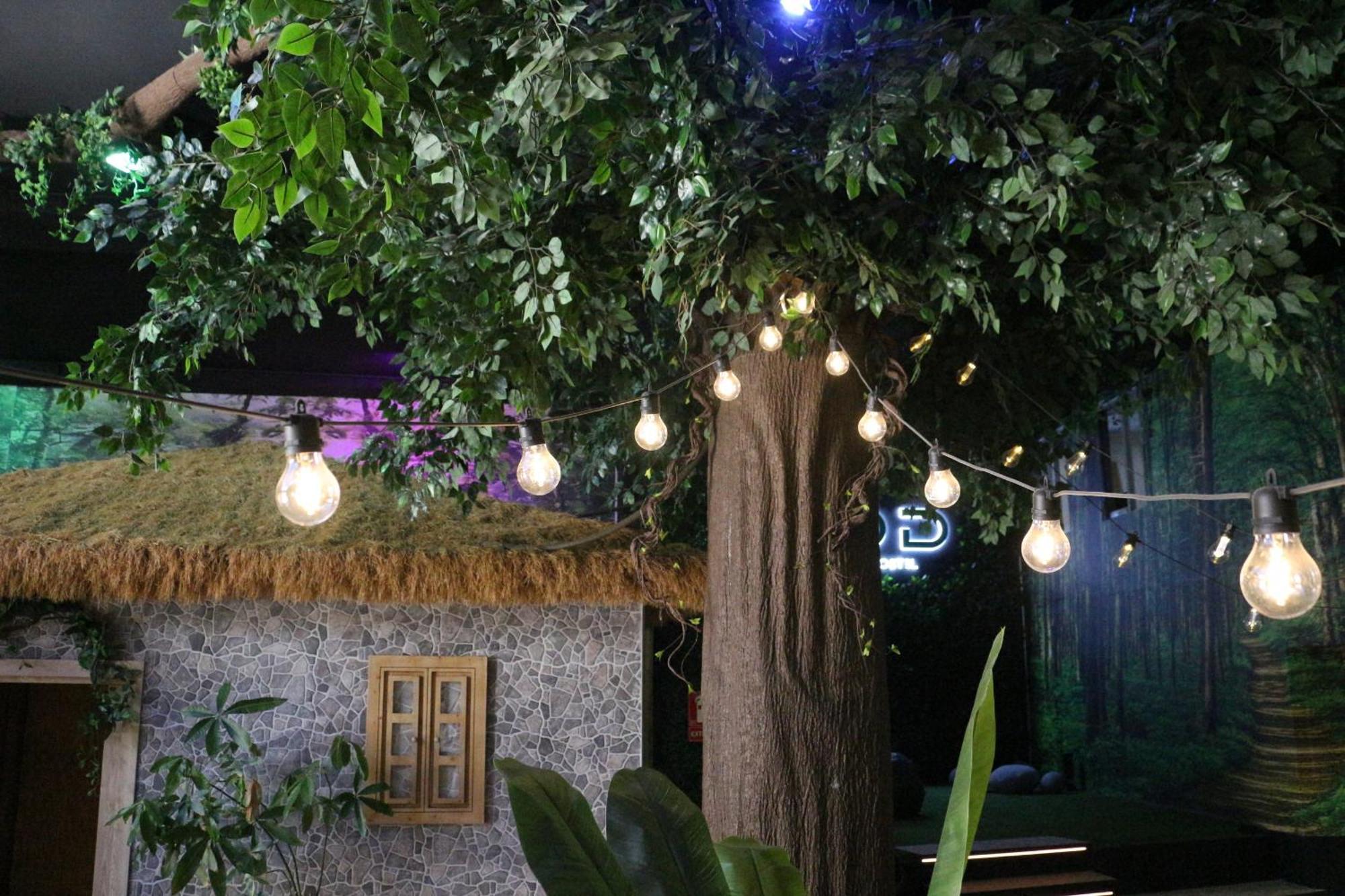 The Pod Suite Hostel Village Валенсия Екстериор снимка