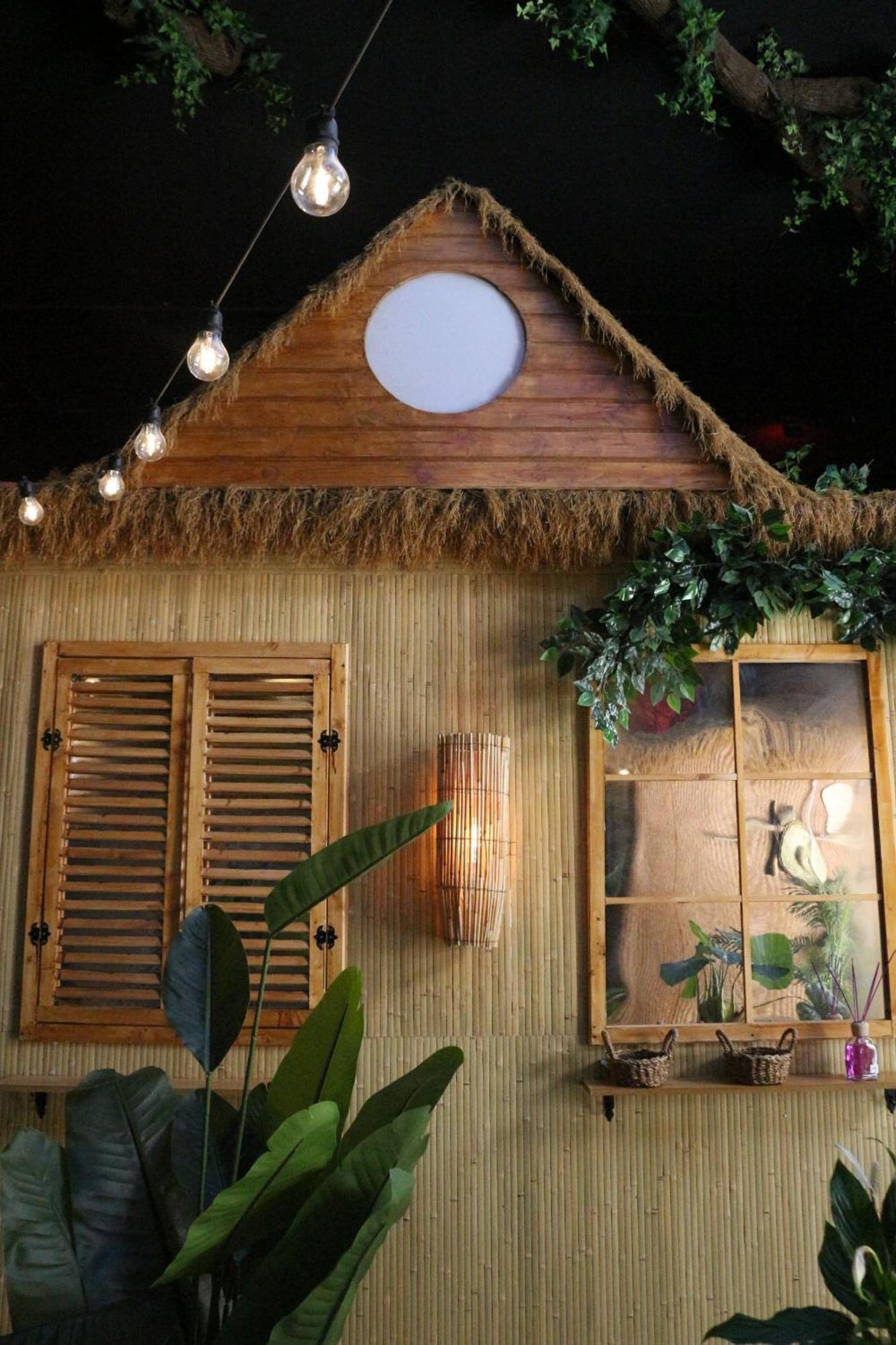 The Pod Suite Hostel Village Валенсия Екстериор снимка