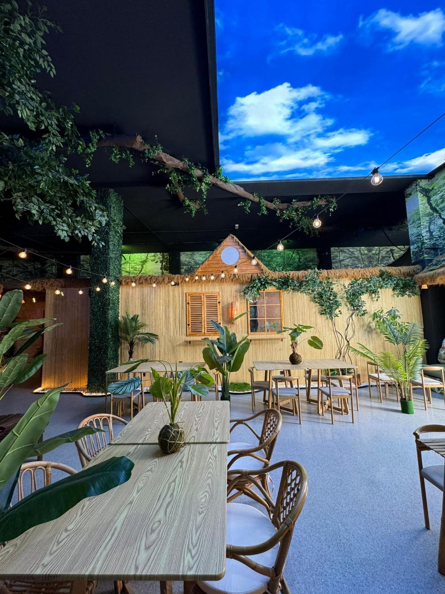 The Pod Suite Hostel Village Валенсия Екстериор снимка