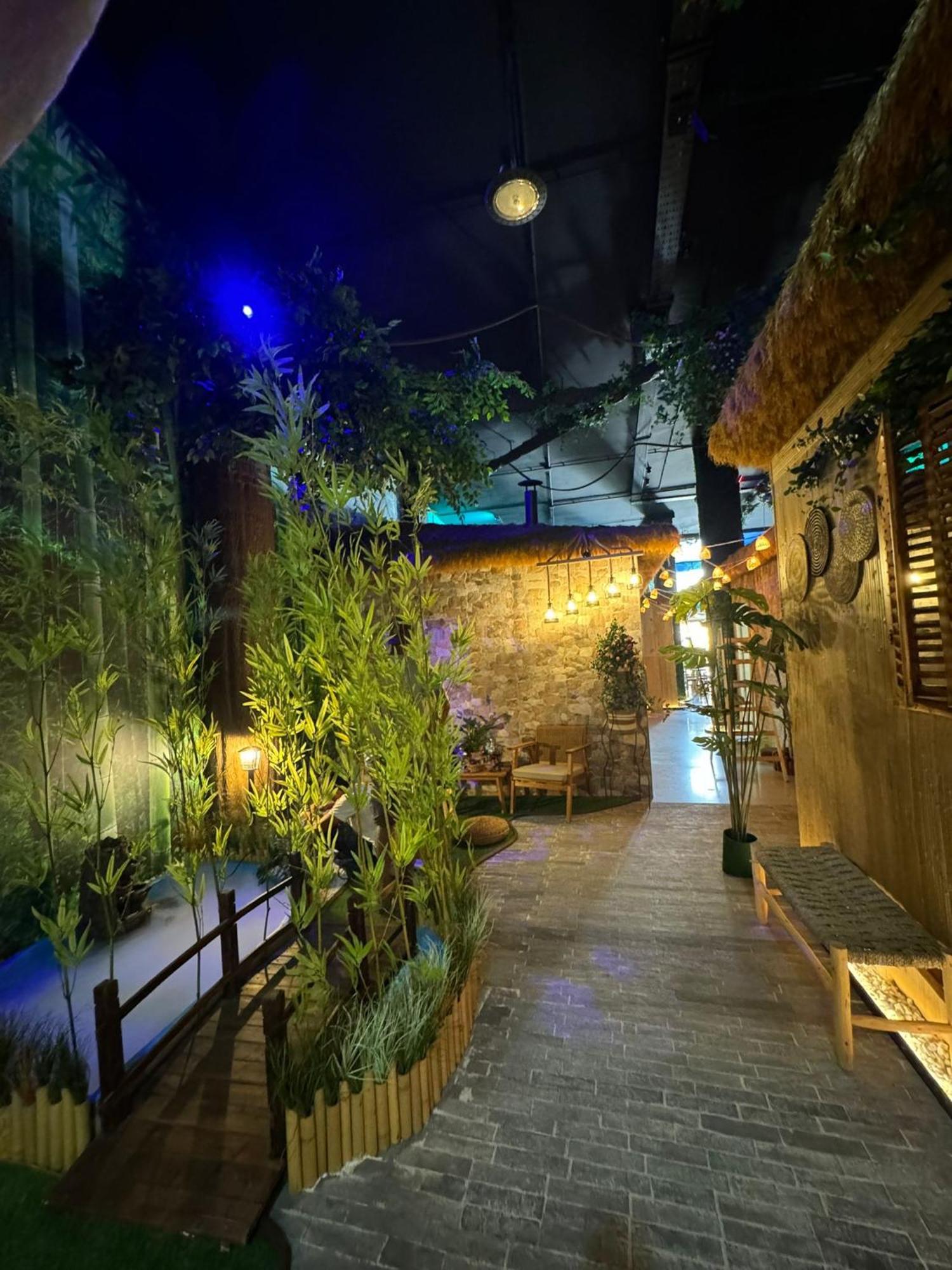 The Pod Suite Hostel Village Валенсия Екстериор снимка