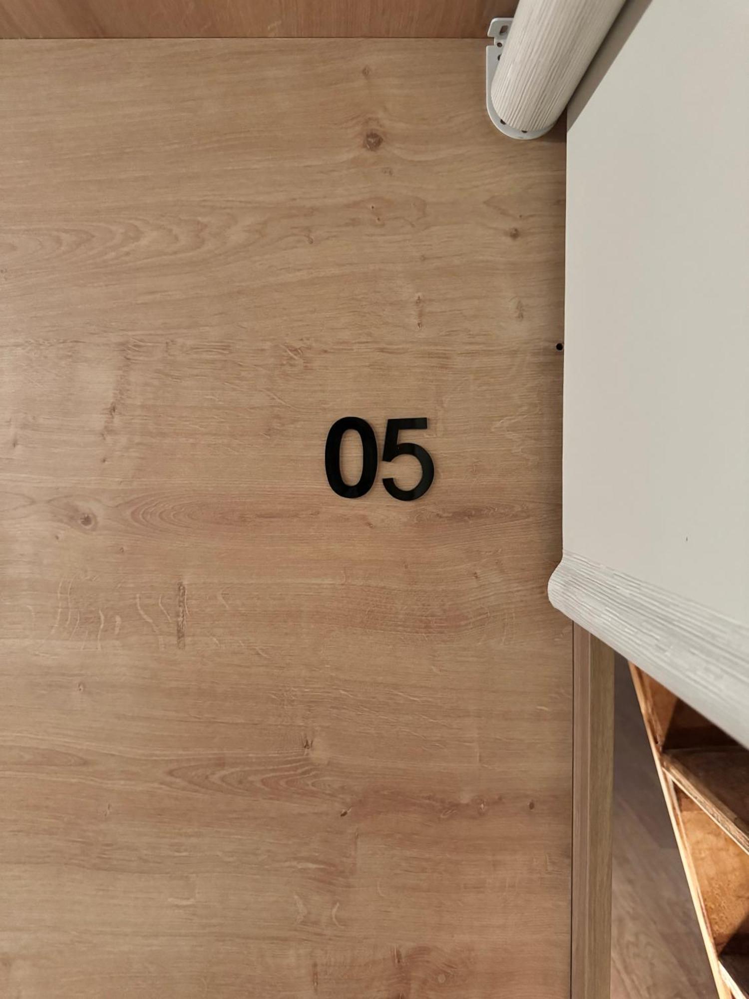 The Pod Suite Hostel Village Валенсия Екстериор снимка