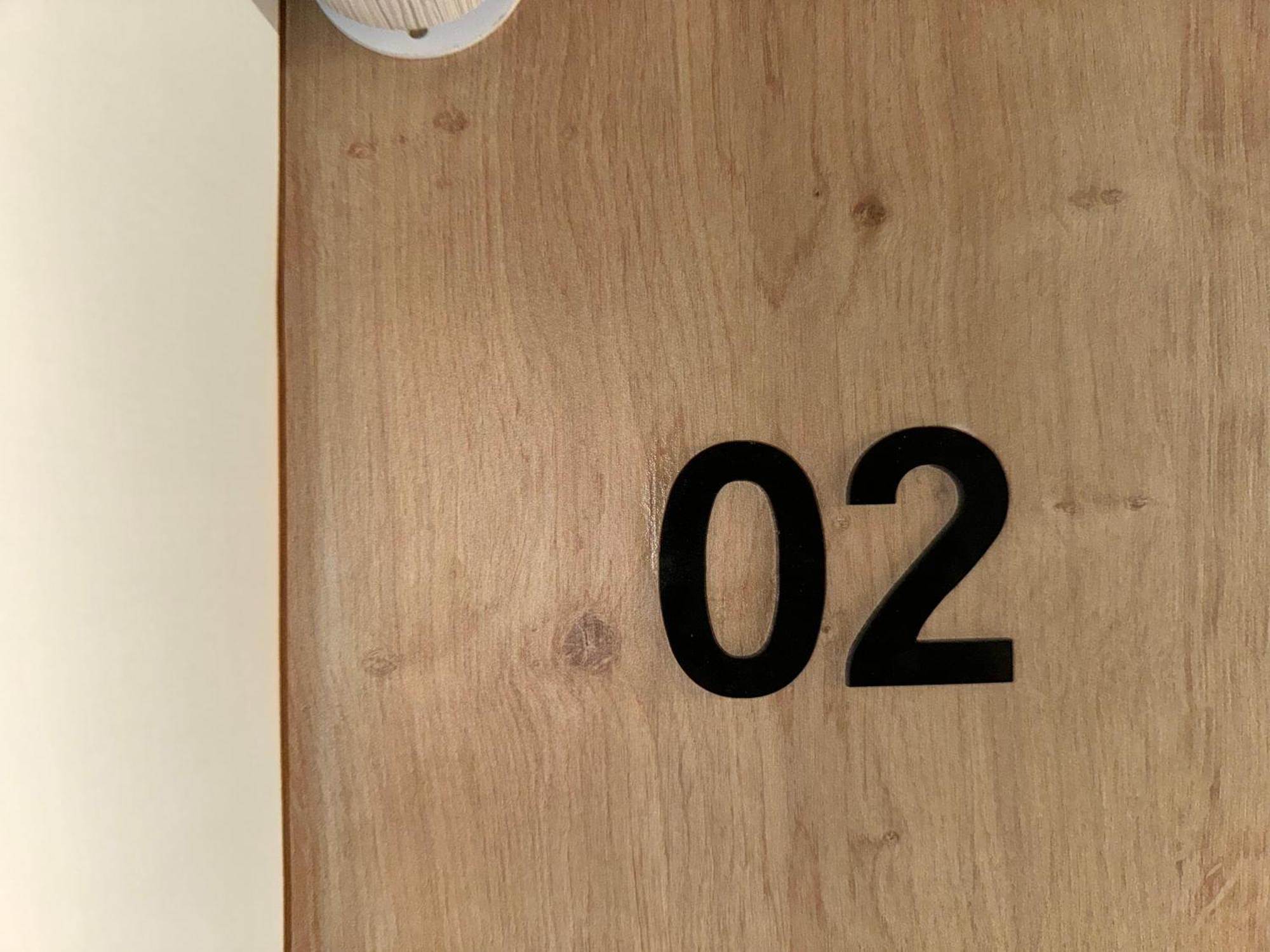 The Pod Suite Hostel Village Валенсия Екстериор снимка